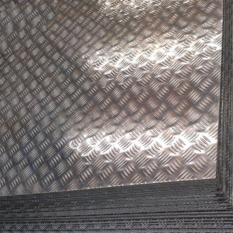 1050 Placas de aluminio 4x8 Precio por tonelada Placas de aluminio cuadriculadas