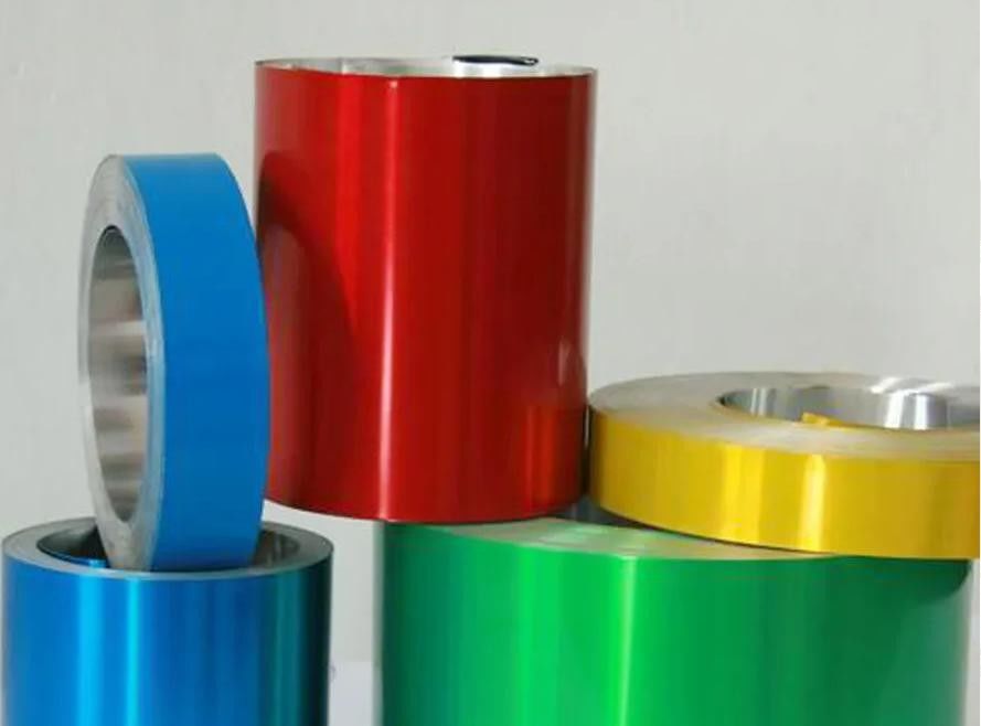 Contenedor de aluminio Usar de color recubrido espesor 3003 3004 papel de aluminio bobina de rollos 8011 1070 colorido papel de aluminio
